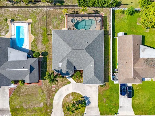 2214 Se 10th Ln, Cape Coral, Florida 33990