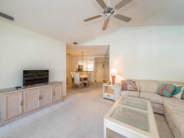 1044  Woodshire  LN, Naples, FL 34105