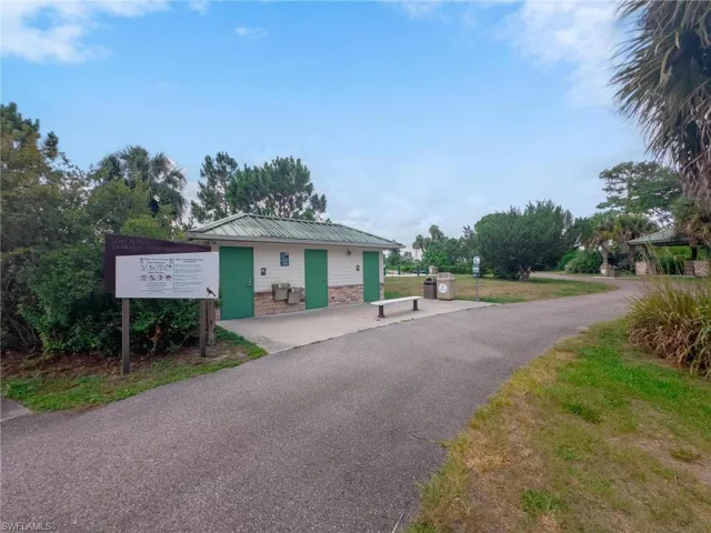 Trailhead Park