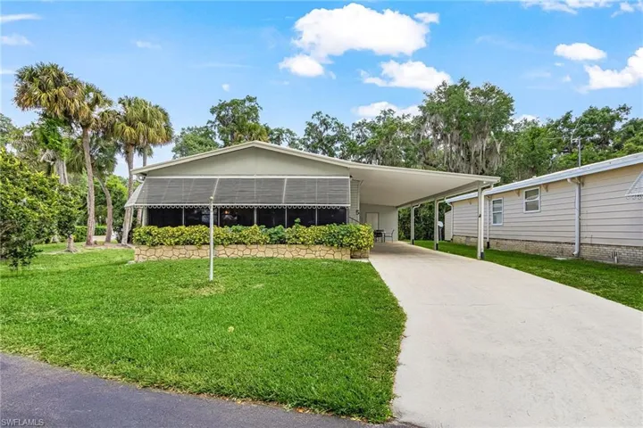 5 Erica St, Alva, Florida 33920