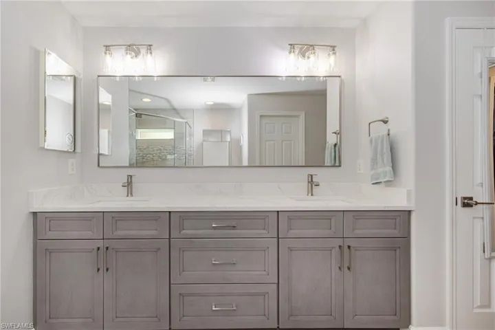 9025 Astonia Way, Estero, Florida 33967