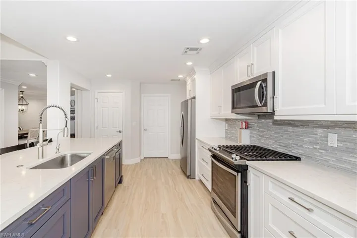 9025 Astonia Way, Estero, Florida 33967