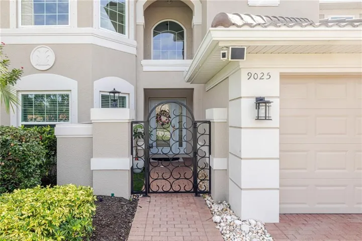 9025 Astonia Way, Estero, Florida 33967