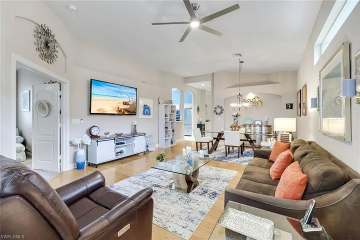 8683 Ibis Cove Cir, Naples, Florida 34119
