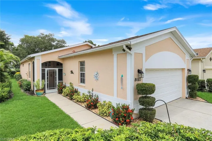 8683 Ibis Cove Cir, Naples, Florida 34119