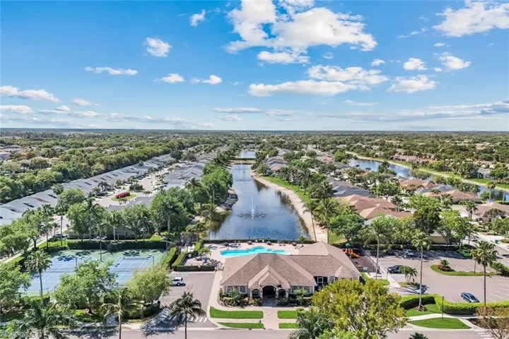 8683 Ibis Cove Cir, Naples, Florida 34119