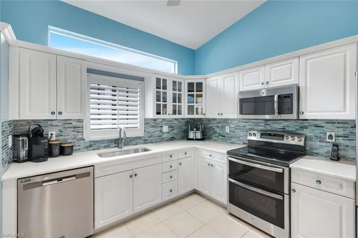 8683 Ibis Cove Cir, Naples, Florida 34119