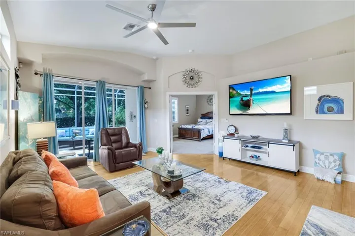 8683 Ibis Cove Cir, Naples, Florida 34119