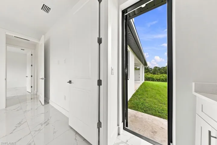 1752 Pine Ave, Lehigh Acres, Florida 33972