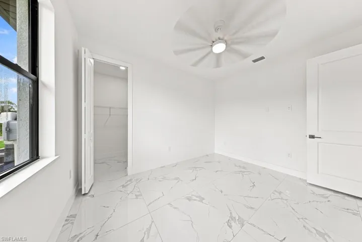 1752 Pine Ave, Lehigh Acres, Florida 33972