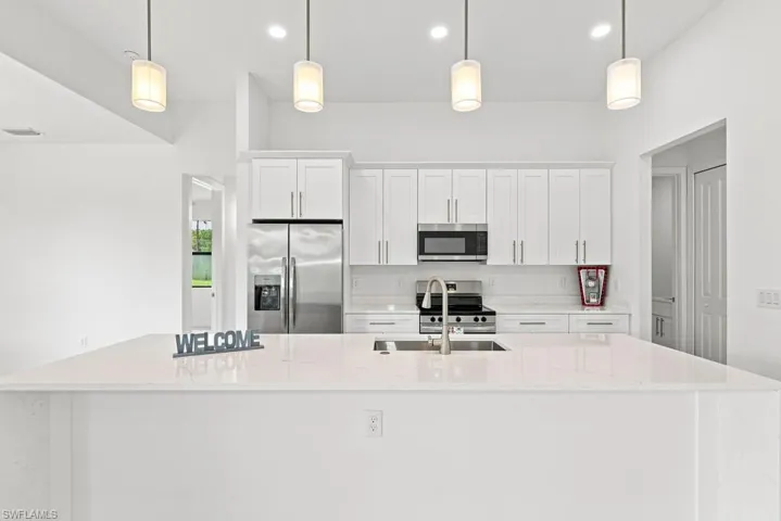 1752 Pine Ave, Lehigh Acres, Florida 33972