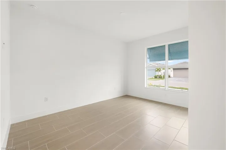 8775  Oceana  WAY, Naples, FL 34114