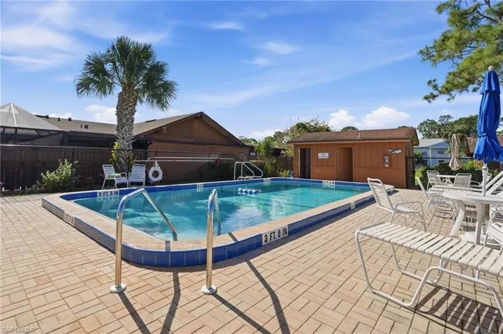 5692  Foxlake  DR, North Fort Myers, FL 33917