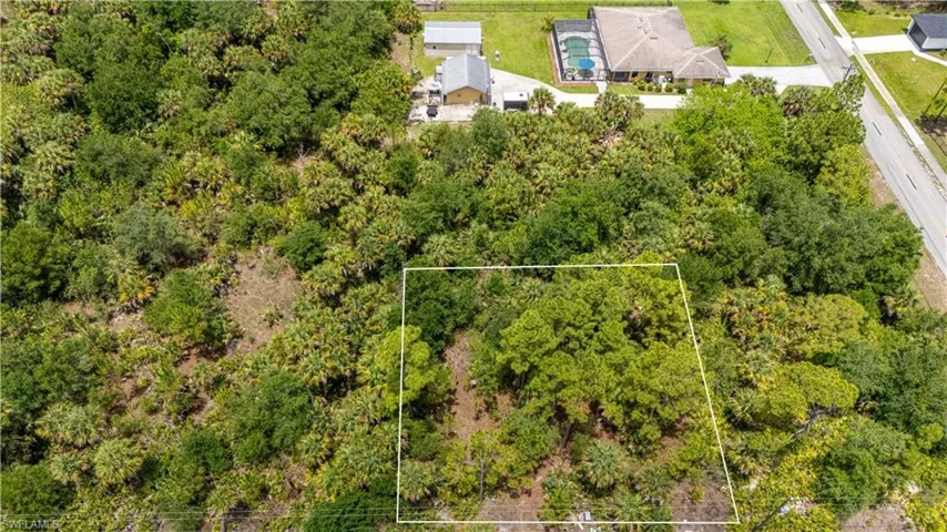 521 Clayton Ave, Lehigh Acres, Florida 33972