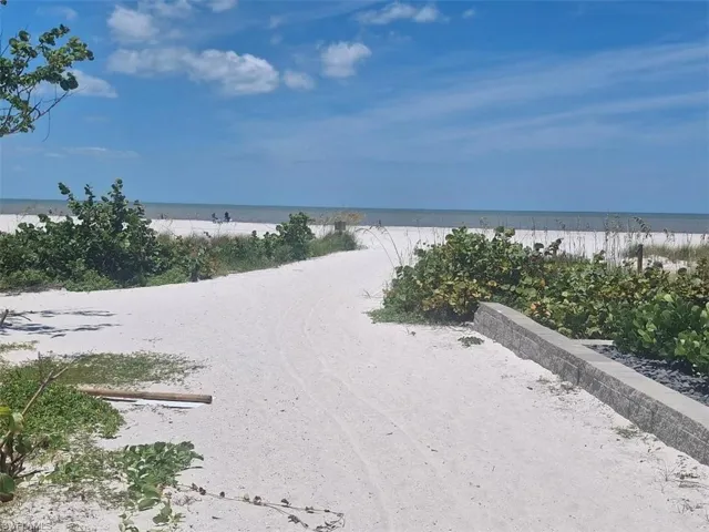Delmar Ave Beach Access