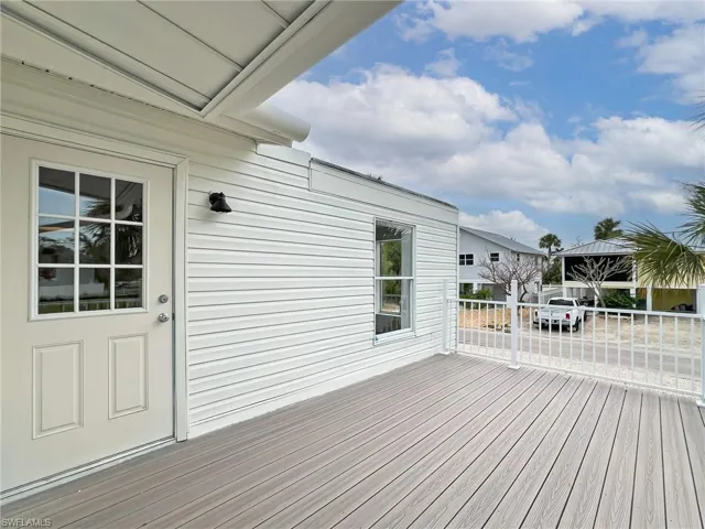 217 Delmar Open Balcony with Composite decking