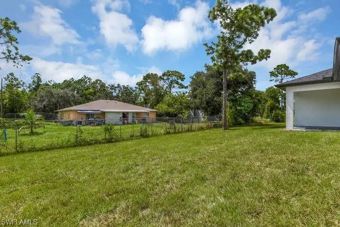 535-537 Ladd St, Lehigh Acres, Florida 33974