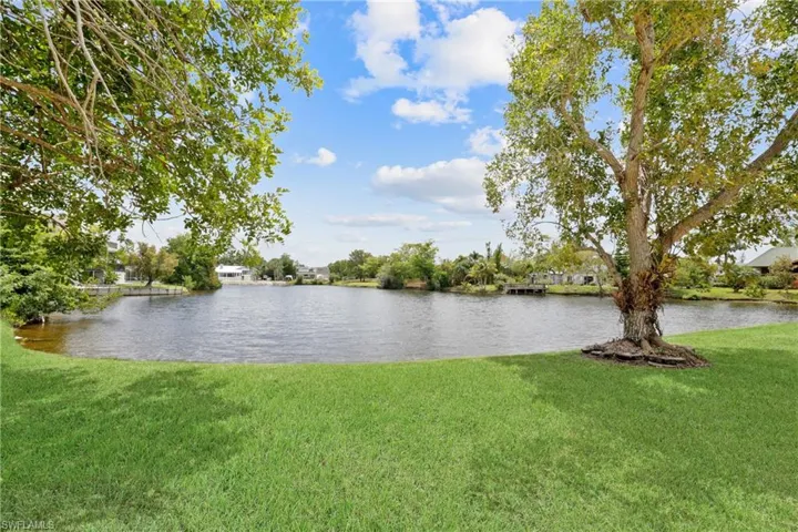 7243 Heaven Ln, Fort Myers Fl 33908