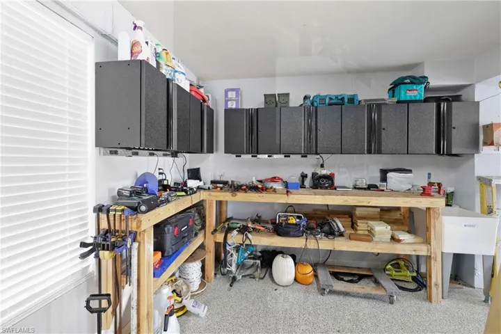 7243 Heaven Ln, Fort Myers Fl 33908