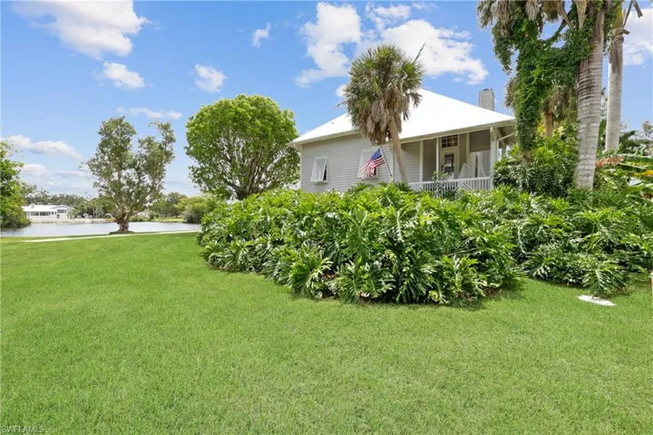 7243 Heaven Ln, Fort Myers Fl 33908