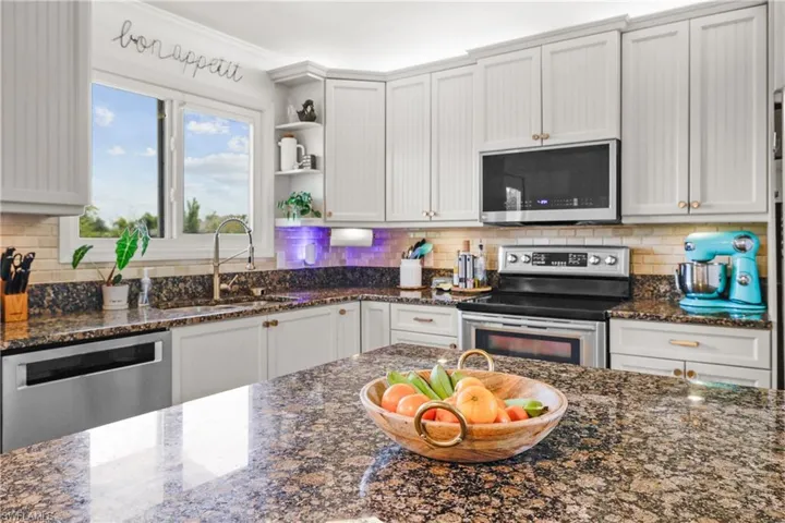 7243 Heaven Ln, Fort Myers Fl 33908