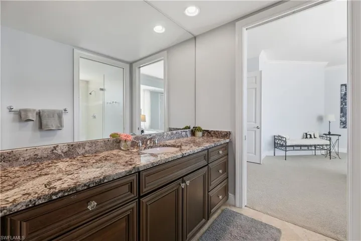 275  Indies  WAY, Naples, FL 34110