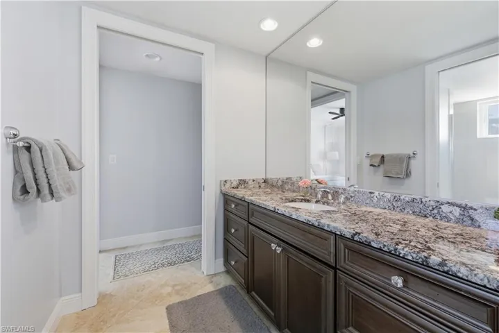 275  Indies  WAY, Naples, FL 34110