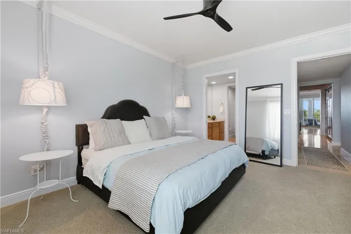 275  Indies  WAY, Naples, FL 34110