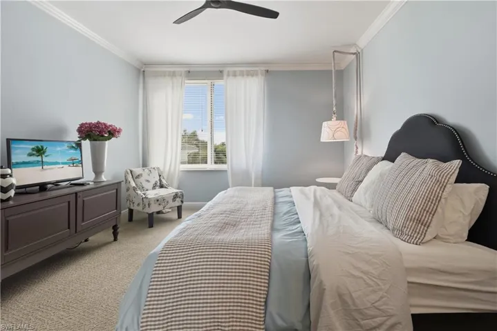 275  Indies  WAY, Naples, FL 34110