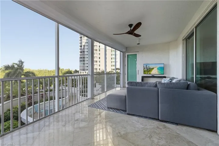 275  Indies  WAY, Naples, FL 34110