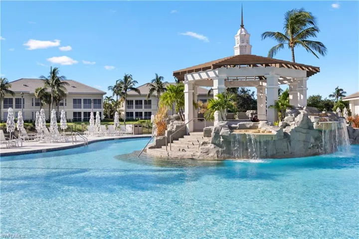 275  Indies  WAY, Naples, FL 34110