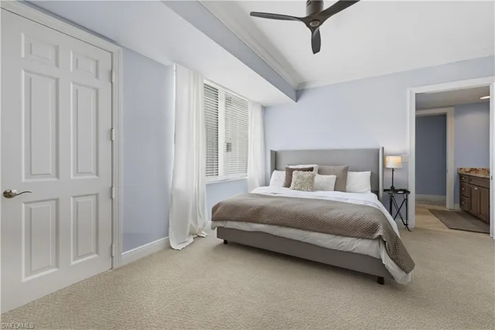 275  Indies  WAY, Naples, FL 34110