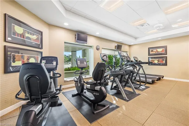 275  Indies  WAY, Naples, FL 34110