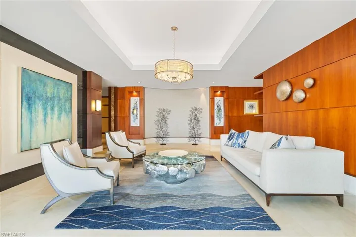 275  Indies  WAY, Naples, FL 34110