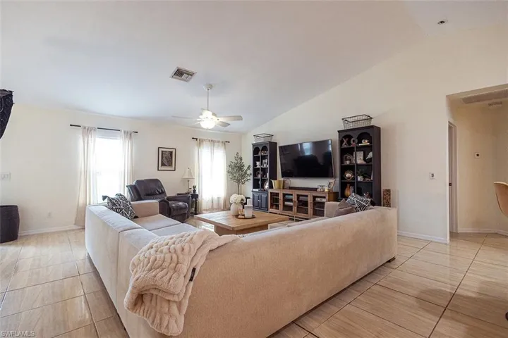 715 Zendor Ave, Fort Myers, Florida 33913
