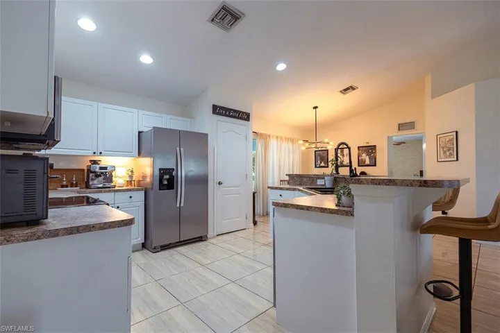 715 Zendor Ave, Fort Myers, Florida 33913