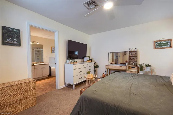 715 Zendor Ave, Fort Myers, Florida 33913