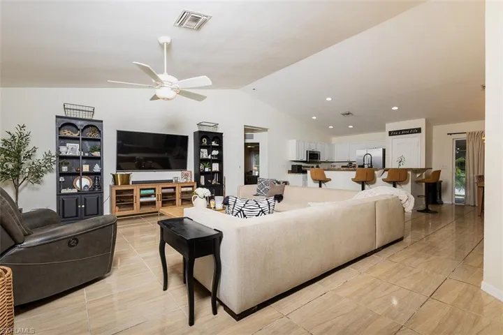715 Zendor Ave, Fort Myers, Florida 33913