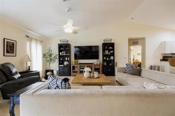 715 Zendor Ave, Fort Myers, Florida 33913