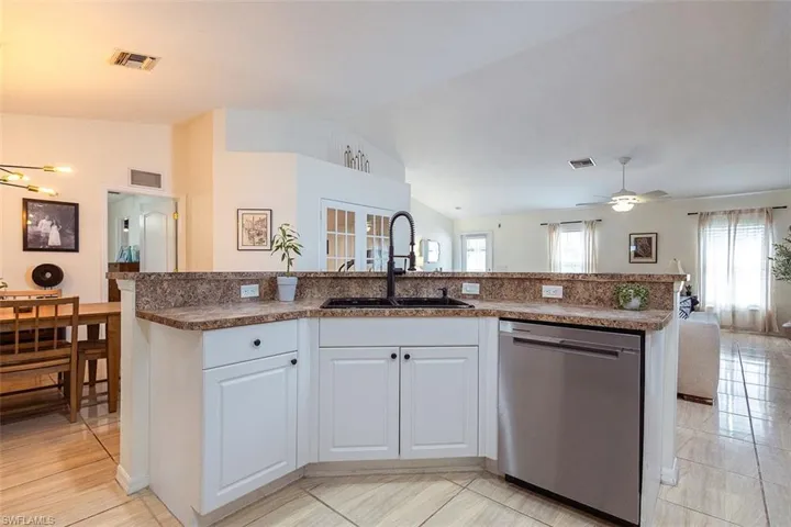 715 Zendor Ave, Fort Myers, Florida 33913