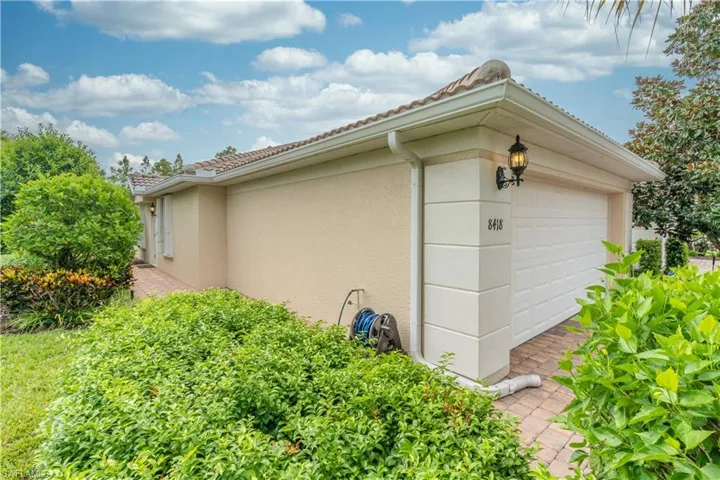 View of side of home