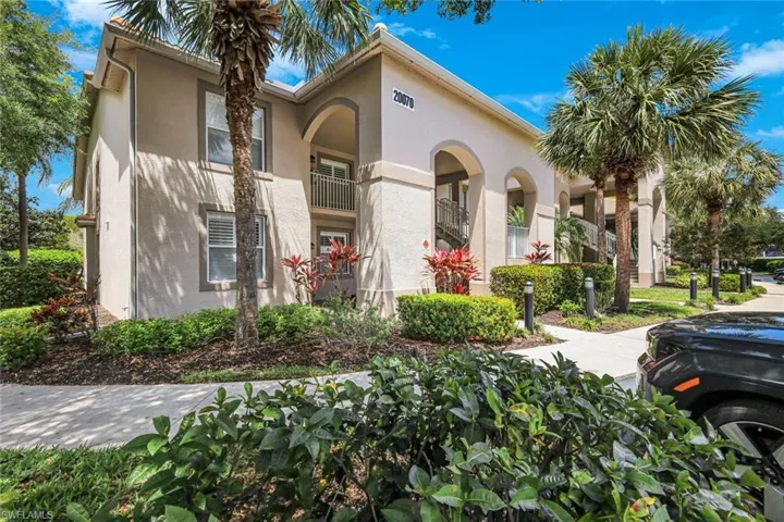 20070  Barletta  LN, Estero, FL 33928
