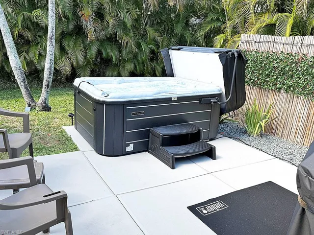 Hot Tub