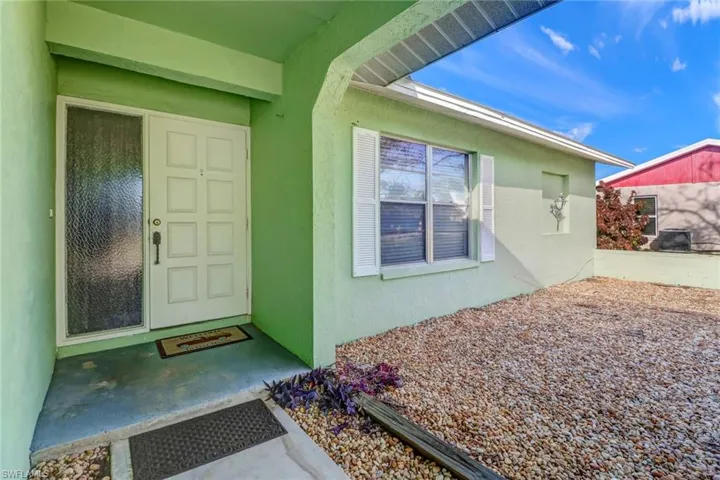 1629 Se 13th Ter, Cape Coral Fl 33990
