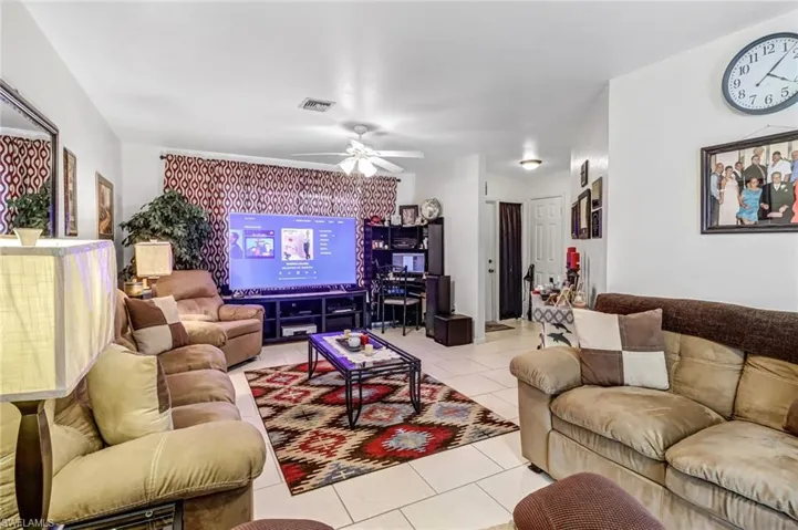 1629 Se 13th Ter, Cape Coral Fl 33990