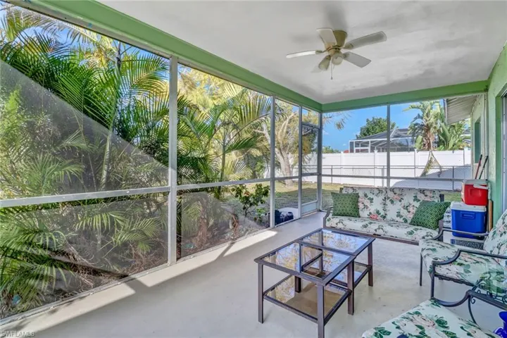 1629 Se 13th Ter, Cape Coral Fl 33990