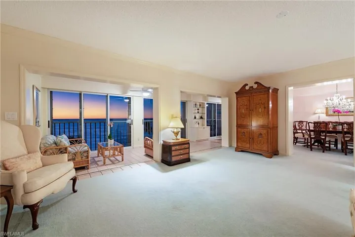 3377 Gulf Shore Blvd N 6c, Naples, Florida 34103