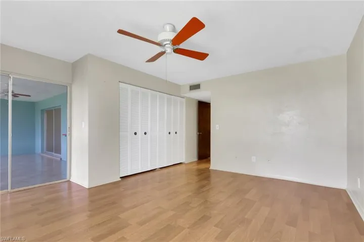 4133 Lakewood Blvd E27, Naples, Florida 34112