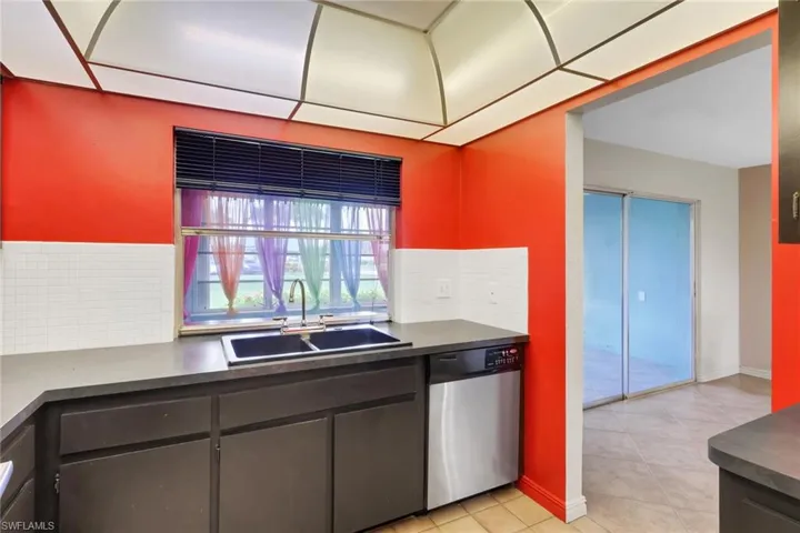 4133 Lakewood Blvd E27, Naples, Florida 34112