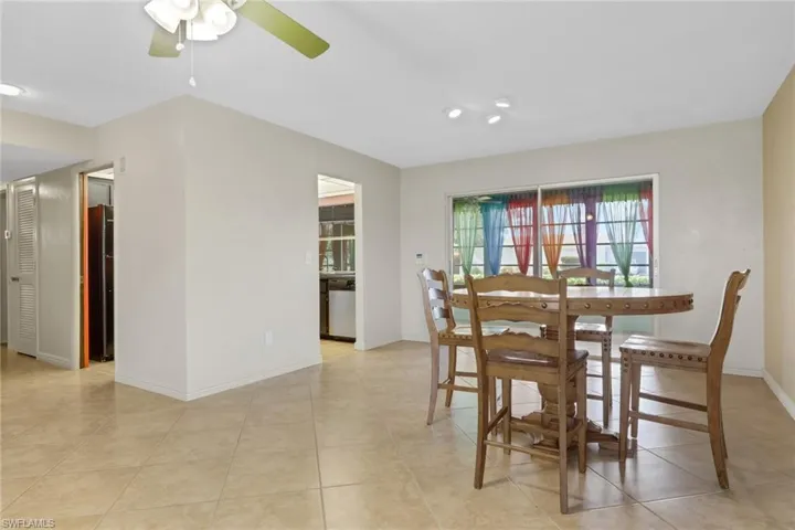 4133 Lakewood Blvd E27, Naples, Florida 34112